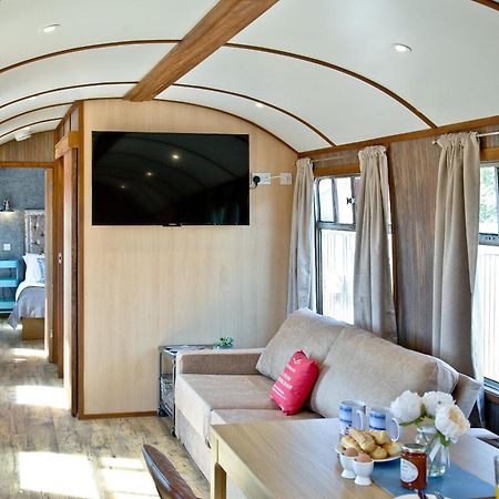 Brunel Boutique Railway Carriage 2 Dawlish Exterior photo